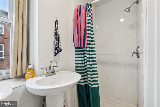 517 N 35TH ST, Philadelphia, PA 19104