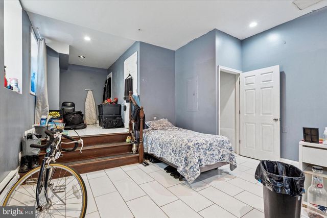 517 N 35TH ST, Philadelphia, PA 19104