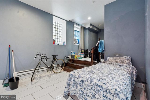 517 N 35TH ST, Philadelphia, PA 19104