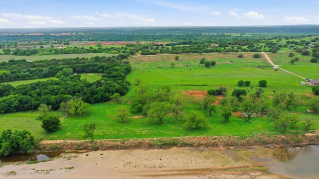 10501-8 Mitchell Bend Court, Granbury, TX 76048