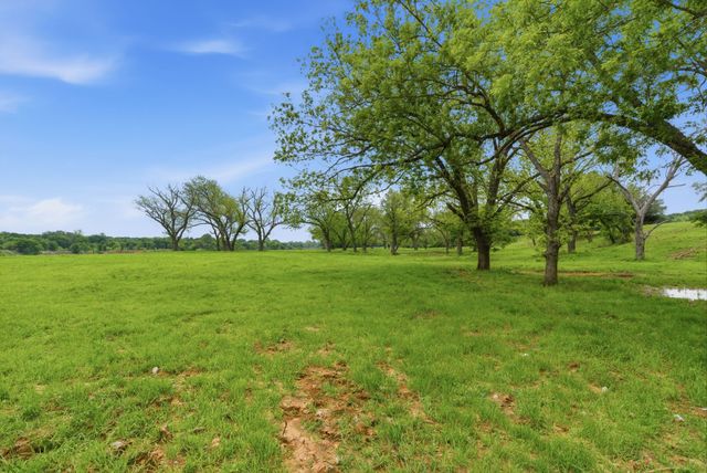 10501-8 Mitchell Bend Court, Granbury, TX 76048