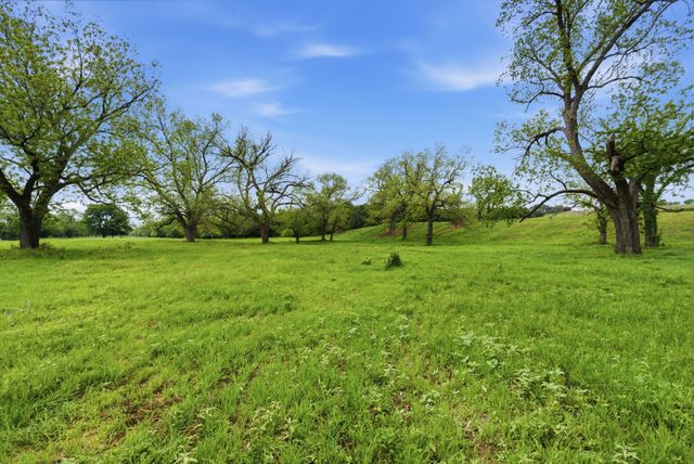 10501-8 Mitchell Bend Court, Granbury, TX 76048
