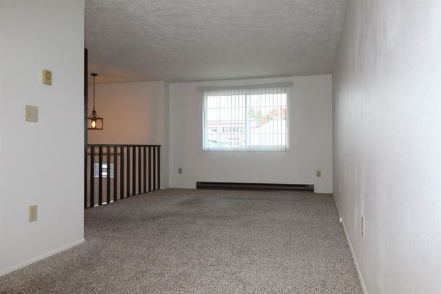 828 E Gordon Ave, Spokane, WA 99207