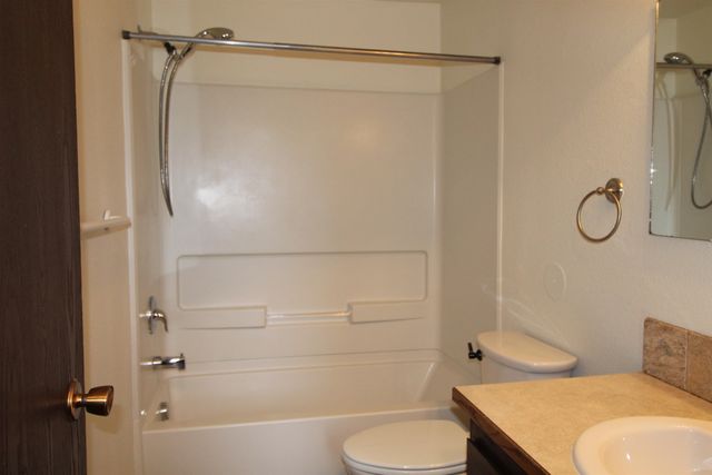 828 E Gordon Ave, Spokane, WA 99207