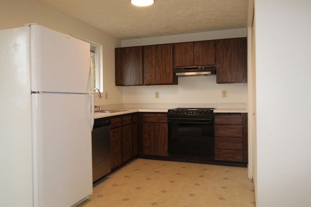 828 E Gordon Ave, Spokane, WA 99207