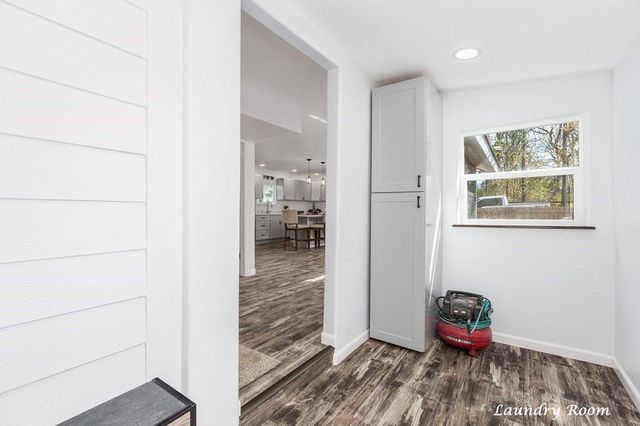 195 Lakeside Drive, Zavalla, TX 75980