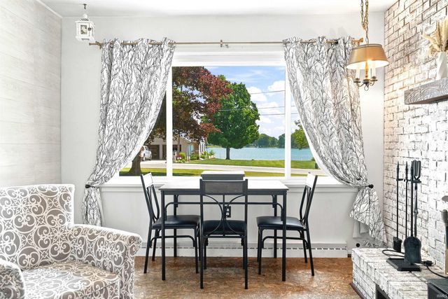 213 Willow Court, Kendallville, IN 46755