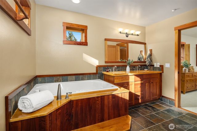 12317 176th Avenue SE, Renton, WA 98059