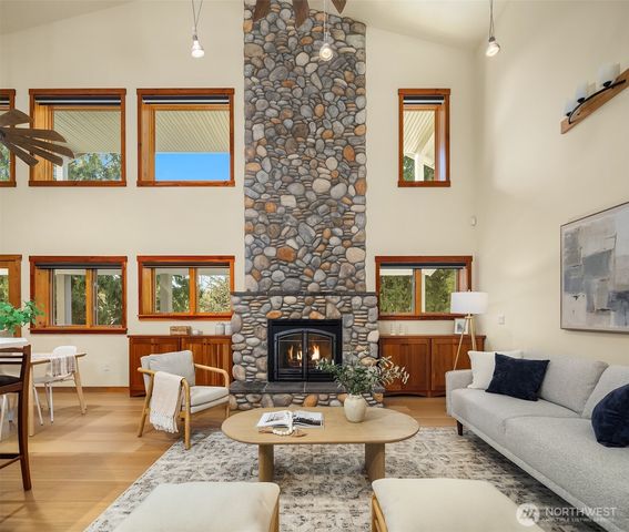 12317 176th Avenue SE, Renton, WA 98059