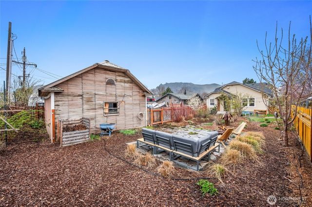 909 Kittitas Street, Wenatchee, WA 98801