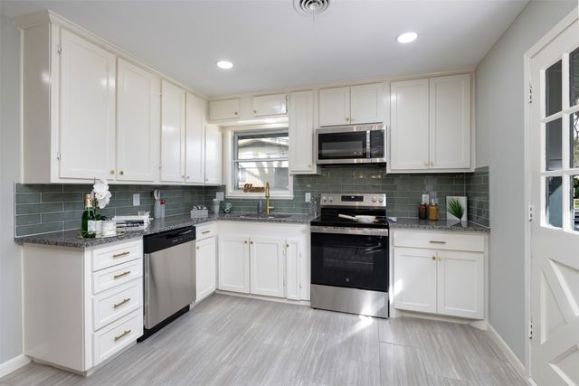 5509 Wheaton Drive, Fort Worth, TX 76133