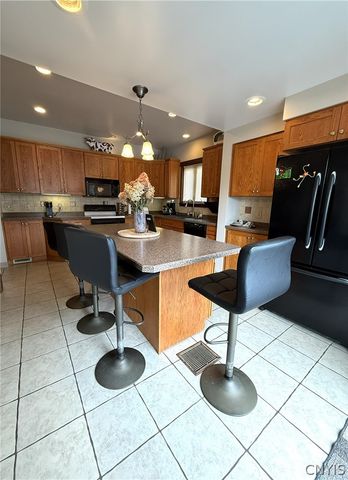 133 Curtis Place, Auburn, NY 13021