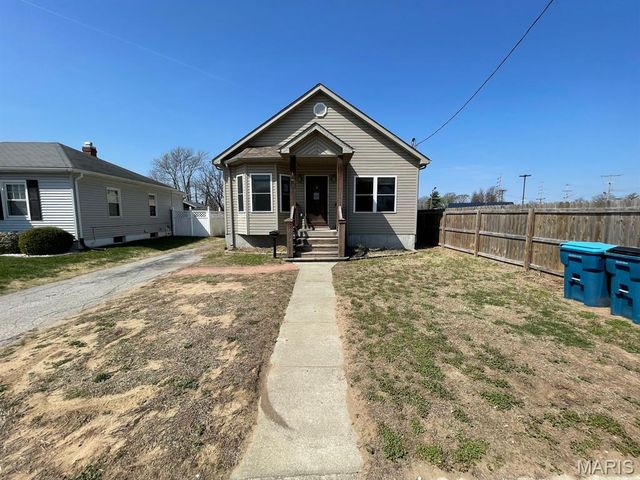 560 Prospect Street, Wood River, IL 62095