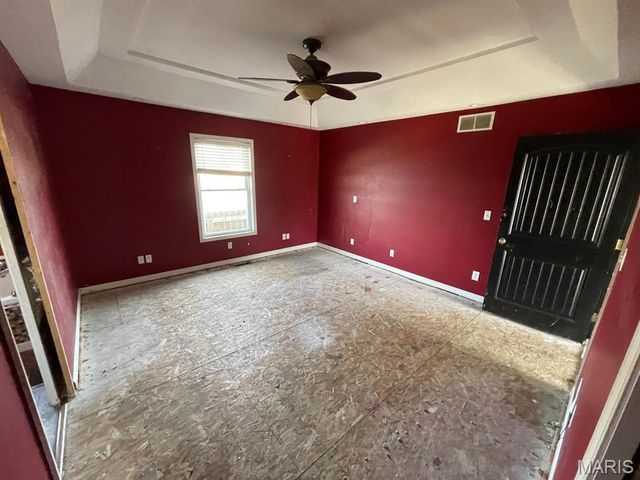 560 Prospect Street, Wood River, IL 62095