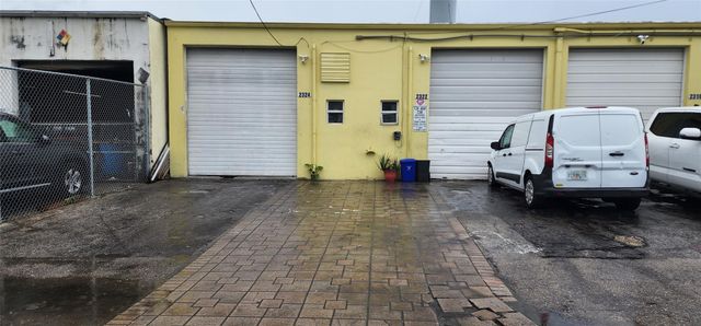 2324 NW 30th Ct 2324, Oakland Park, FL 33311