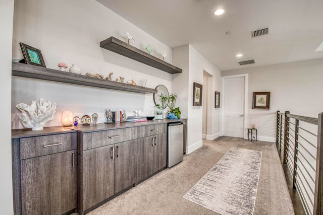 9364 Coral Isles Circle, Palm Beach Gardens, FL 33412