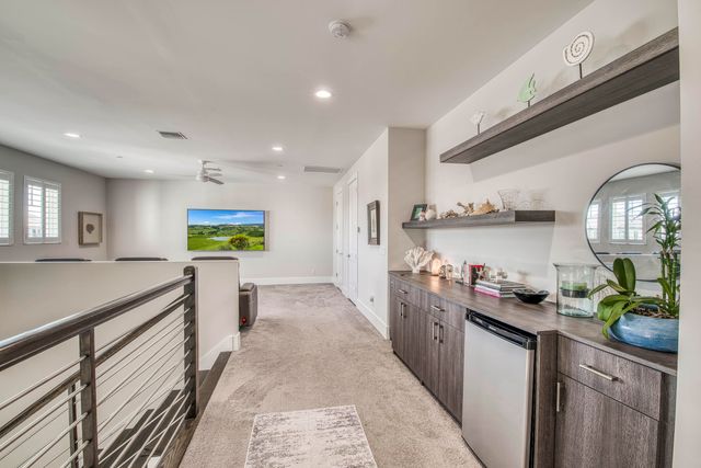 9364 Coral Isles Circle, Palm Beach Gardens, FL 33412