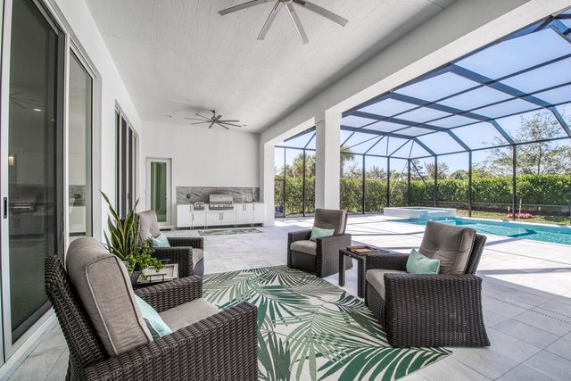 9364 Coral Isles Circle, Palm Beach Gardens, FL 33412