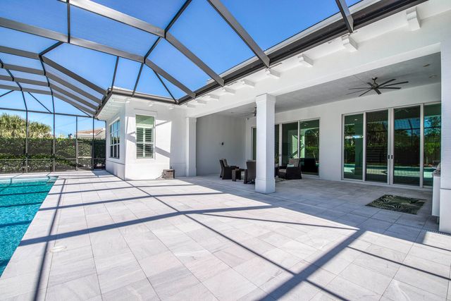 9364 Coral Isles Circle, Palm Beach Gardens, FL 33412