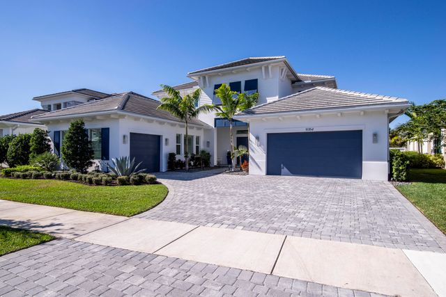 9364 Coral Isles Circle, Palm Beach Gardens, FL 33412