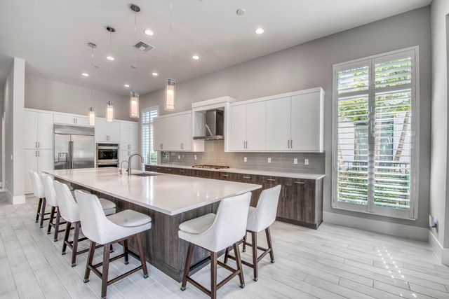 9364 Coral Isles Circle, Palm Beach Gardens, FL 33412