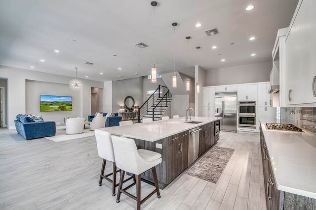 9364 Coral Isles Circle, Palm Beach Gardens, FL 33412