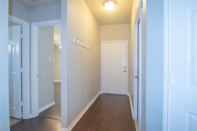 504 Comal RUN, Hutto, TX 78634