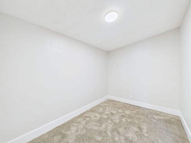 801 E 4th St, Wellington, KS 67152