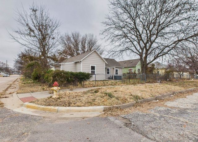 801 E 4th St, Wellington, KS 67152