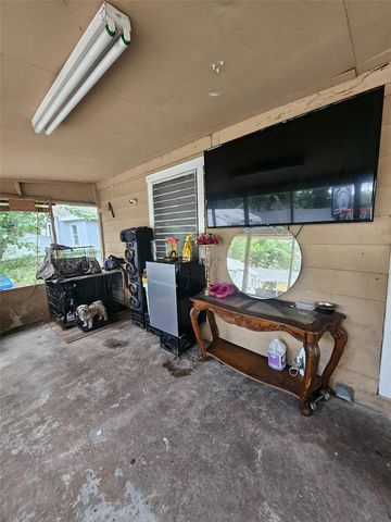 1410 E ANNIE STREET, Tampa, FL 33612