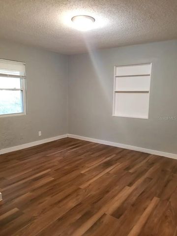 1410 E ANNIE STREET, Tampa, FL 33612
