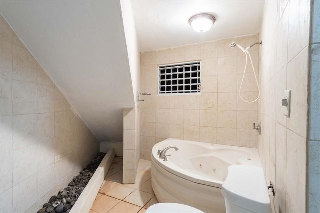 A-12 VISTA LINDA, Guaynabo, PR 00969