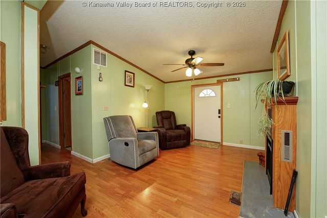 383 Kilgore Road, Scott Depot, WV 25560