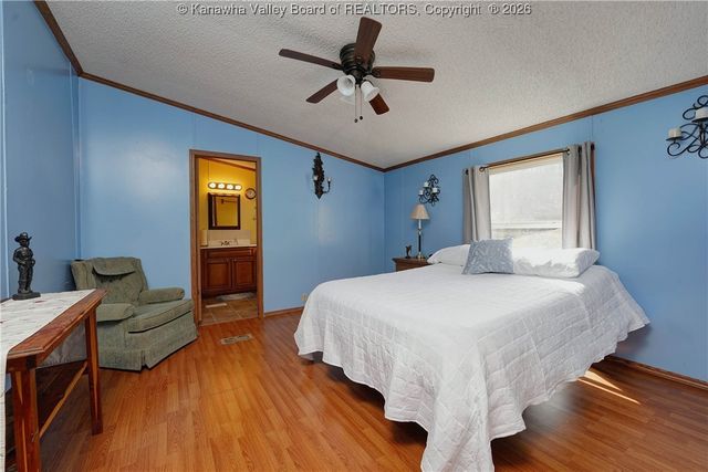 383 Kilgore Road, Scott Depot, WV 25560