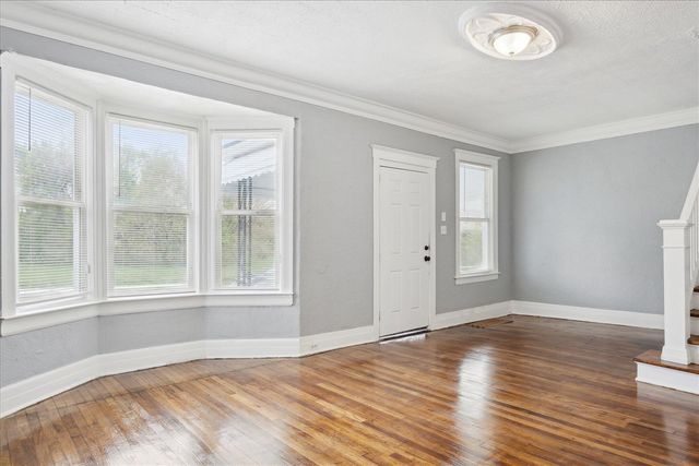5421 Fischer Street, Detroit, MI 48213