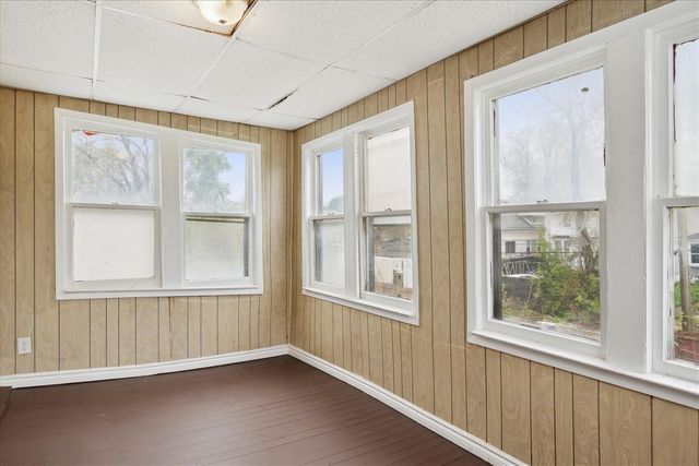 5421 Fischer Street, Detroit, MI 48213