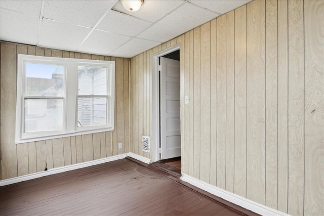 5421 Fischer Street, Detroit, MI 48213