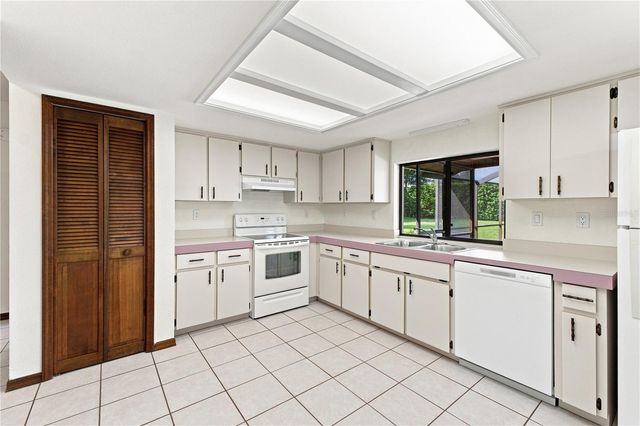 15125 WILLOWOOD LANE, Spring Hill, FL 34604