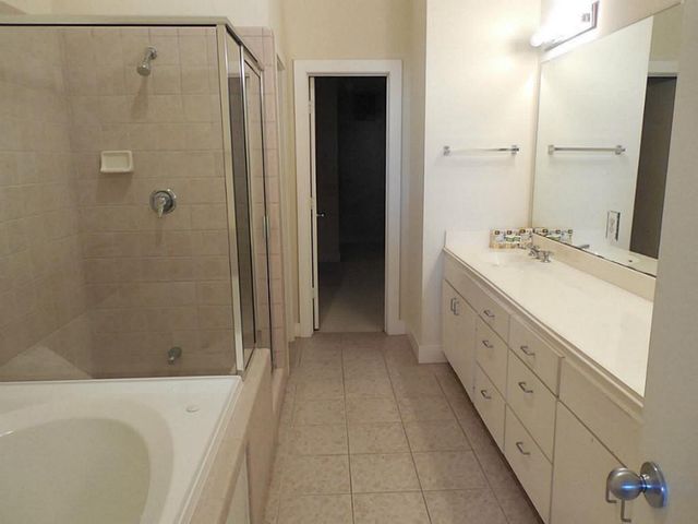 3501 Link Valley Drive 1004, Houston, TX 77025