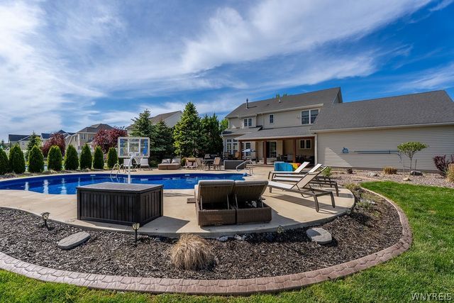 3990 Slusaric Road, Wheatfield, NY 14120