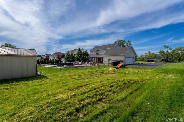3990 Slusaric Road, Wheatfield, NY 14120