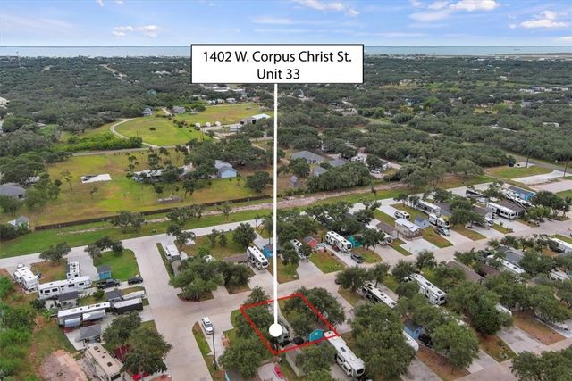 1402 W Corpus Christi St 33, Rockport, TX 78382