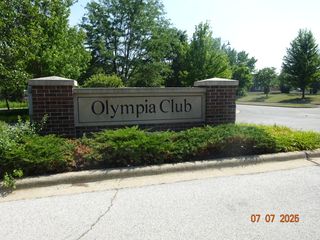 2904 Delphi Court, Olympia Fields, IL 60461
