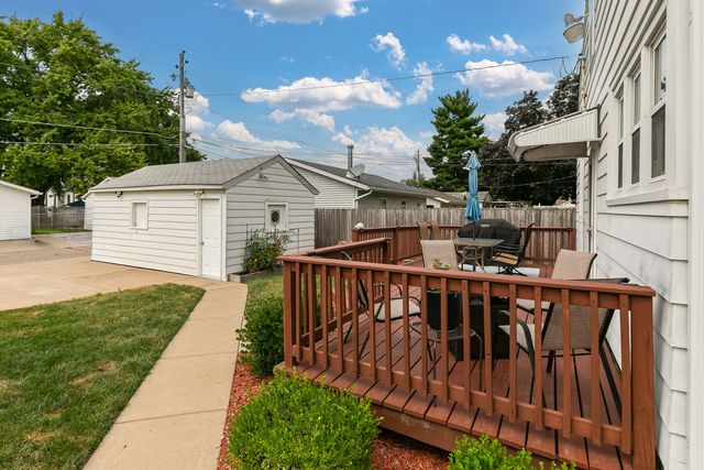 2349 30th Street, Moline, IL 61265