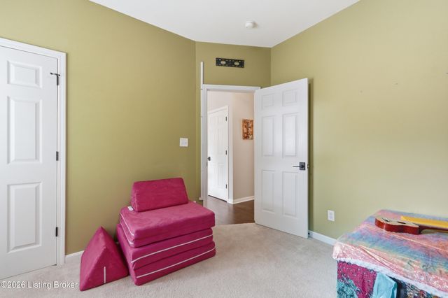 10511 Vintage Creek Dr, Louisville, KY 40299