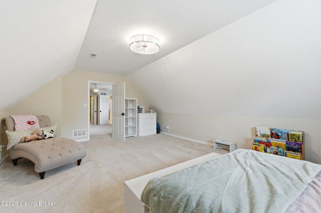 10511 Vintage Creek Dr, Louisville, KY 40299