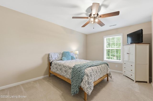 10511 Vintage Creek Dr, Louisville, KY 40299