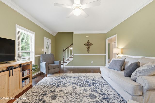 10511 Vintage Creek Dr, Louisville, KY 40299