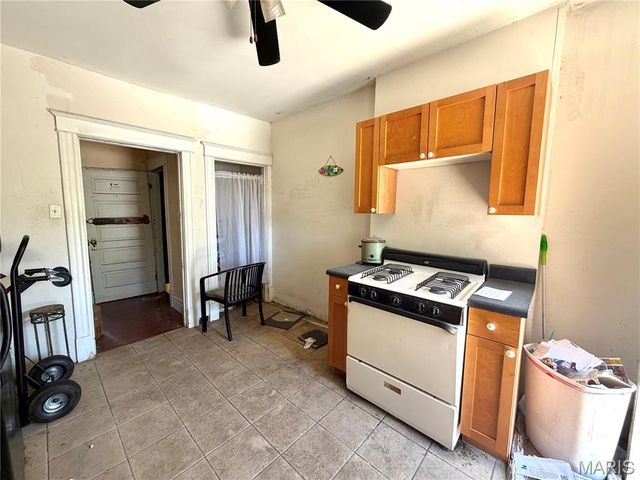 208 Bellerive Boulevard, St Louis, MO 63111