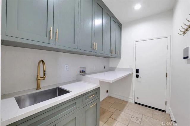 9618 Sweetwater Drive, Agua Dulce, CA 91390